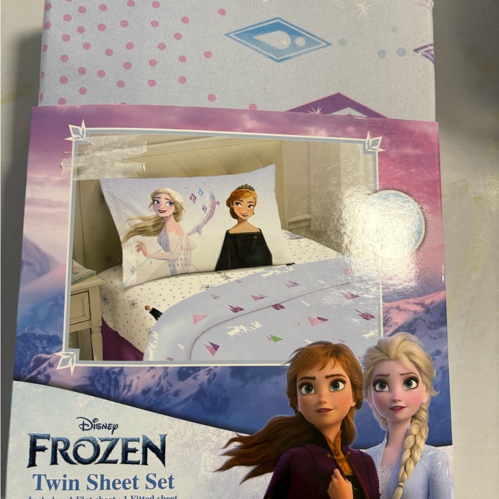 Disney Frozen Twin Sheet Set (new)